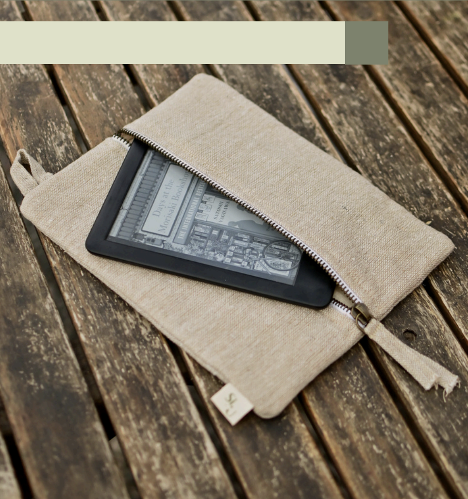Keopi centre zip Luxury pouch (CERTIFIED SUSTAINABLE COTTON)